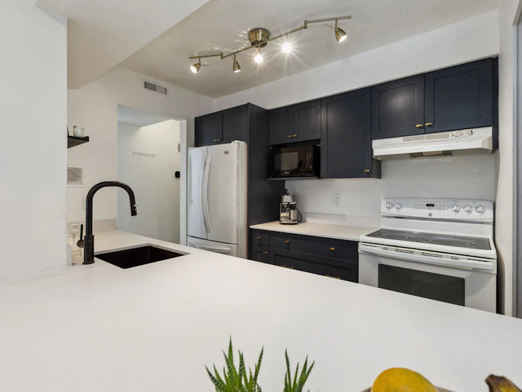 1894 Purcell Way, North Vancouver, BC, V7J 3K3 - 7