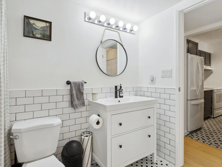 1894 Purcell Way, North Vancouver, BC, V7J 3K3 - 24