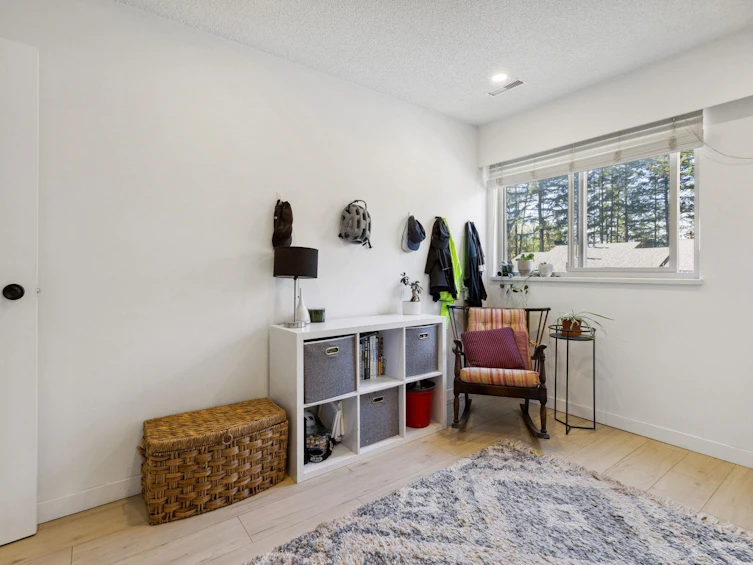 1894 Purcell Way, North Vancouver, BC, V7J 3K3 - 29