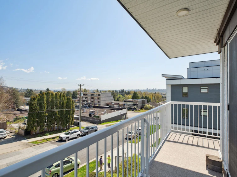 205-371 Ellesmere Avenue, Burnaby, BC, V5B 3T1 - 23