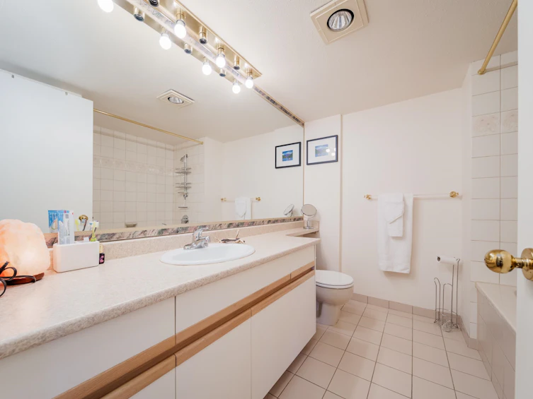 105-995 Roche Point Drive, North Vancouver, BC, V7H 2X4 - 17