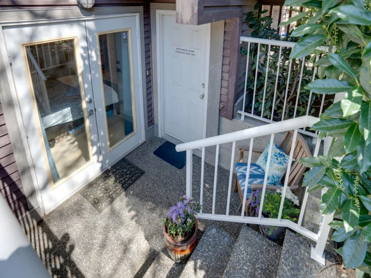 2818 W 3rd Avenue, Vancouver, BC, V6K 1M7 - 21
