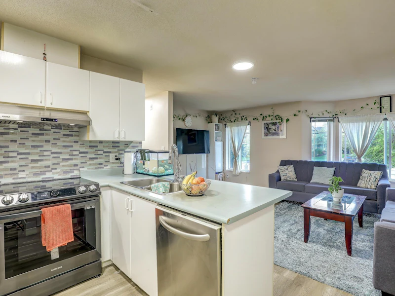 204 - 12130 80th Avenue, Surrey BC V3W 0V2