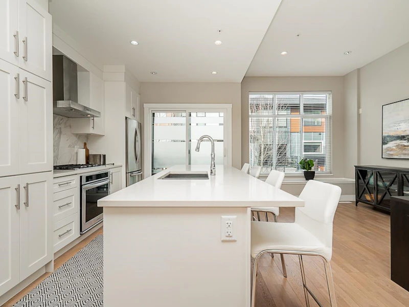 15 - 2687 158th Street, Surrey BC V3Z 6V3