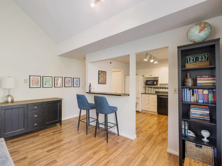 212-1148 Westwood Street, Coquitlam, BC, V3B 7M5 - 10