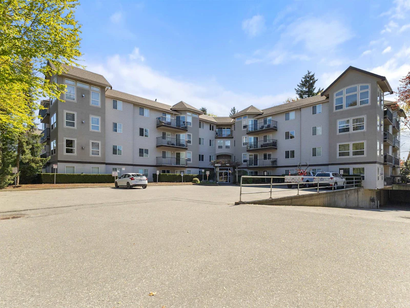 208 - 33480 George Ferguson Way, Abbotsford BC V2S 8G1
