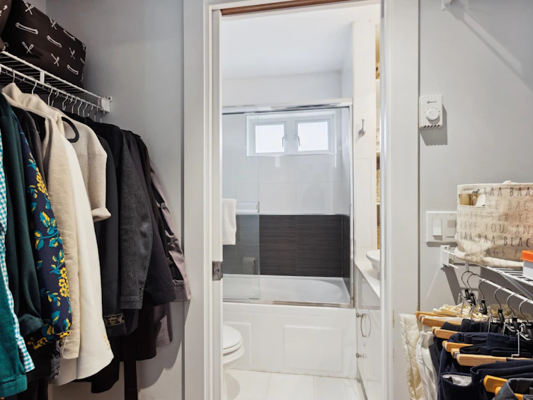 1247 E 23rd Avenue, Vancouver, BC, V5V 1Z1 - 12