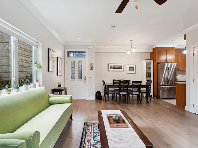 1247 E 23rd Avenue, Vancouver, BC, V5V 1Z1 - 3