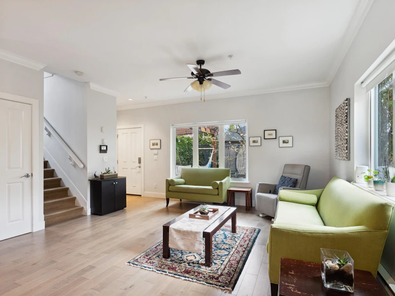 1247 E 23rd Avenue, Vancouver BC V5V 1Z1