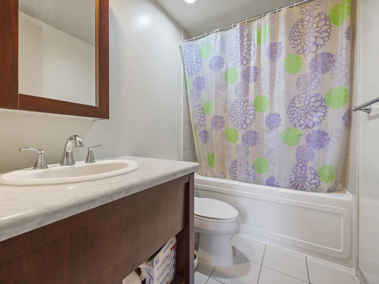 307-7388 Sandborne Avenue, Burnaby, BC, V3N 5C4 - 31