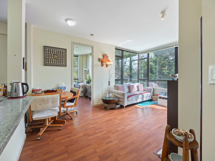 307-7388 Sandborne Avenue, Burnaby, BC, V3N 5C4 - 21