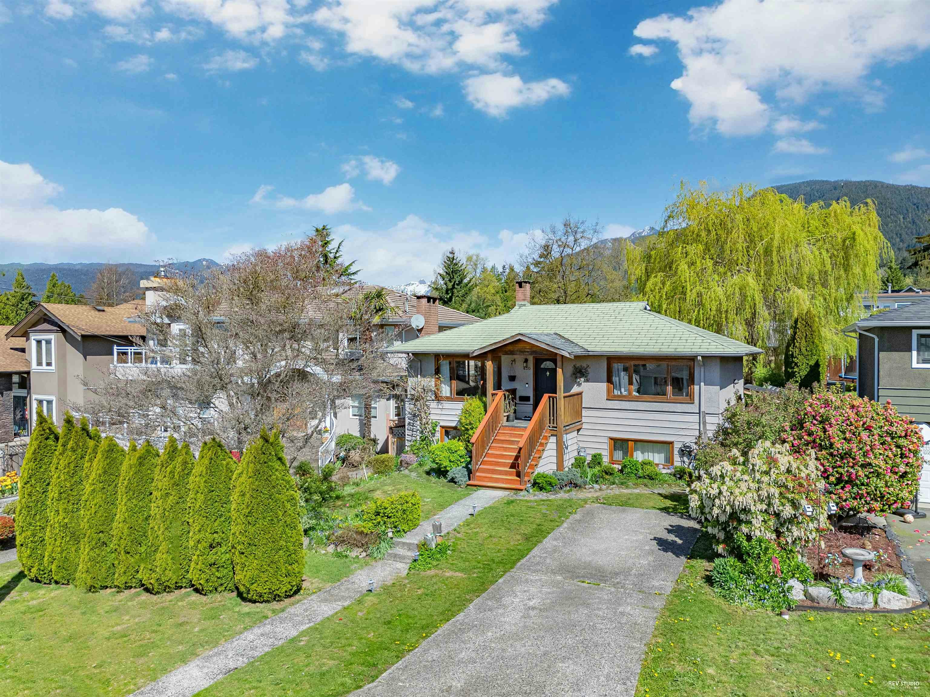 430 W Kings Road, North Vancouver, BC, V7N 2M3