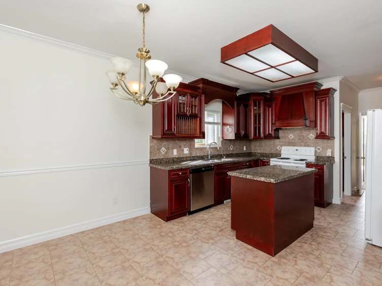 6022 126 Street, Surrey, BC, V3X 1V6 - 6