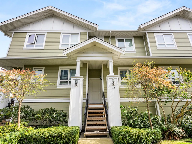 22 - 1130 Ewen Avenue, New Westminster BC V3M 5E4