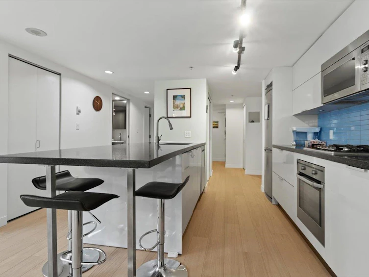 606-128 W Cordova Street, Vancouver, BC, V6B 0E6 - 2