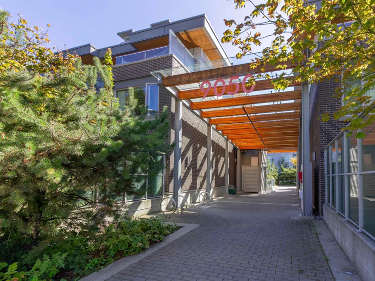 118-9050 Highland Court, Burnaby, BC, V5A 0E3 - 26