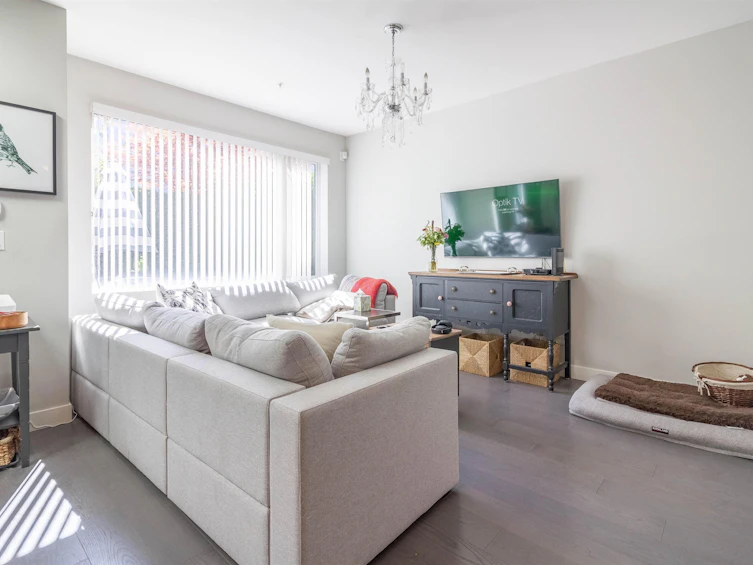 118-9050 Highland Court, Burnaby, BC, V5A 0E3 - 3