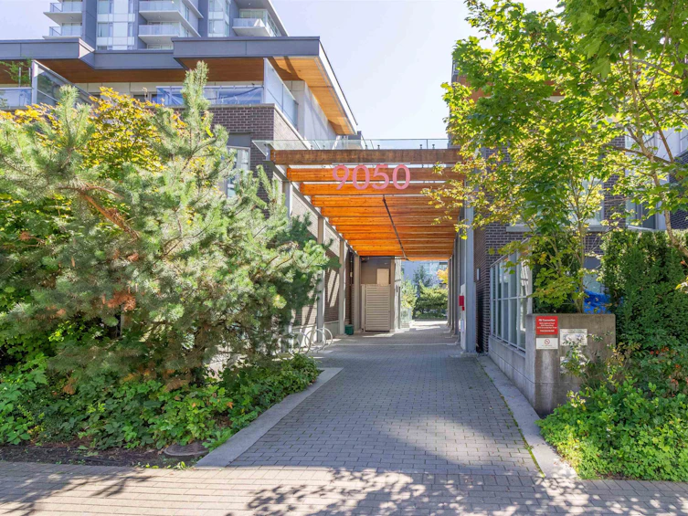 118-9050 Highland Court, Burnaby, BC, V5A 0E3 - 2