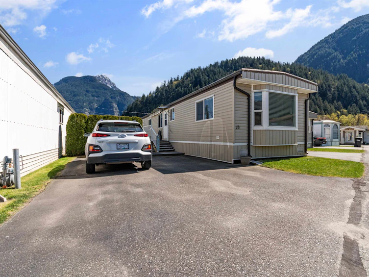 18-62780 Flood Hope Road, Hope, BC, V0X 1L2 - 2