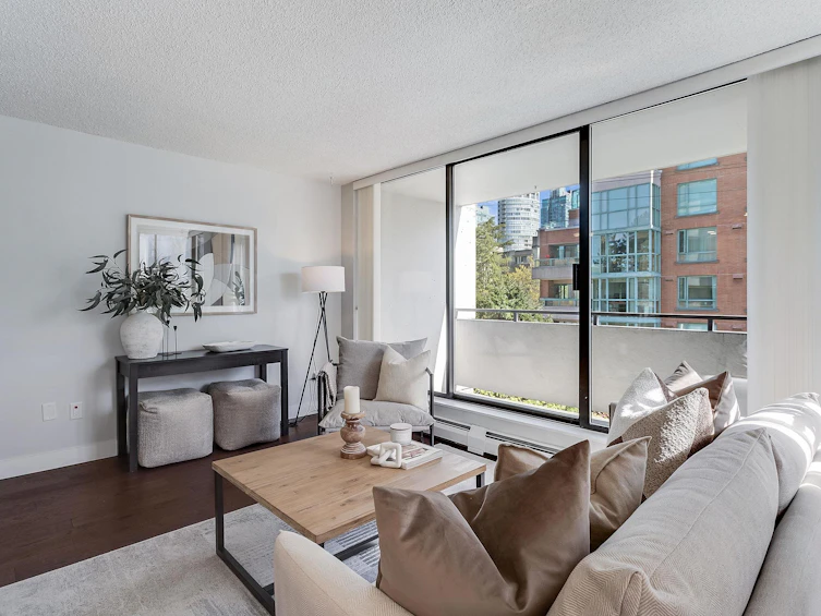 301-1127 Barclay Street, Vancouver, BC, V6E 4C6 - 2