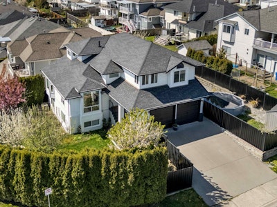 3073 Kingfisher Drive - 2