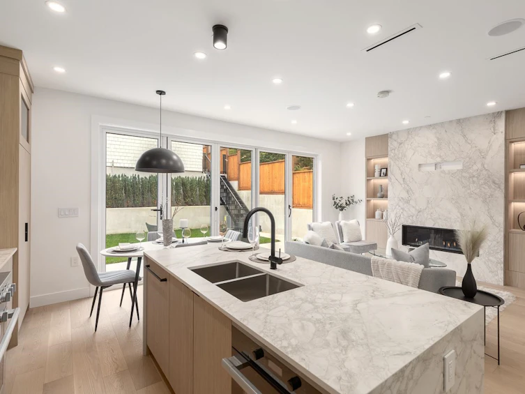 B-3538 W 14th Avenue, Vancouver, BC, V6R 2W4 - 8