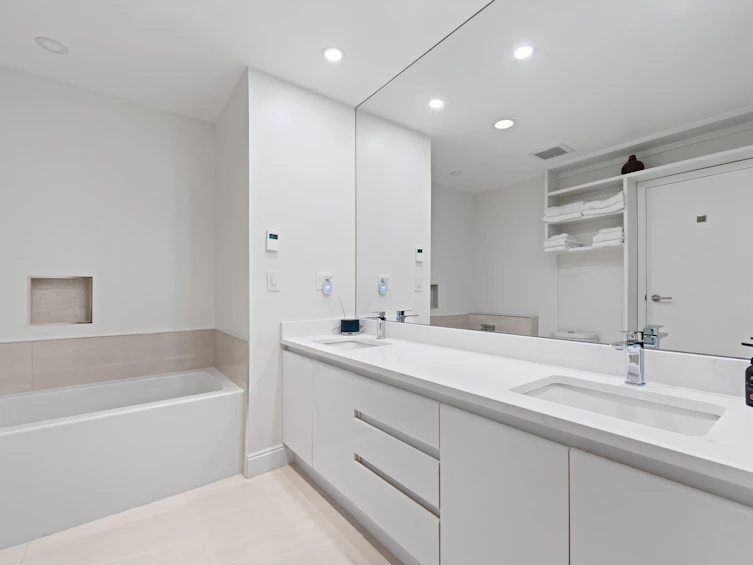 303-2190 Argyle Avenue, West Vancouver, BC, V7V 1A4 - 23