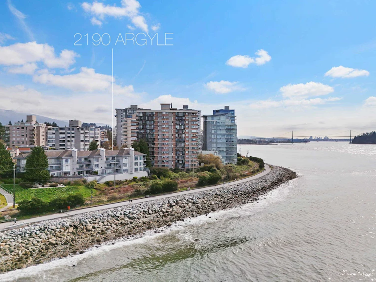 303-2190 Argyle Avenue, West Vancouver, BC, V7V 1A4 - 2
