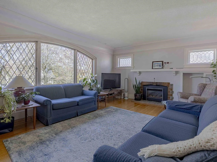 4250 W 9th Avenue, Vancouver, BC, V6R 2C5 - 6
