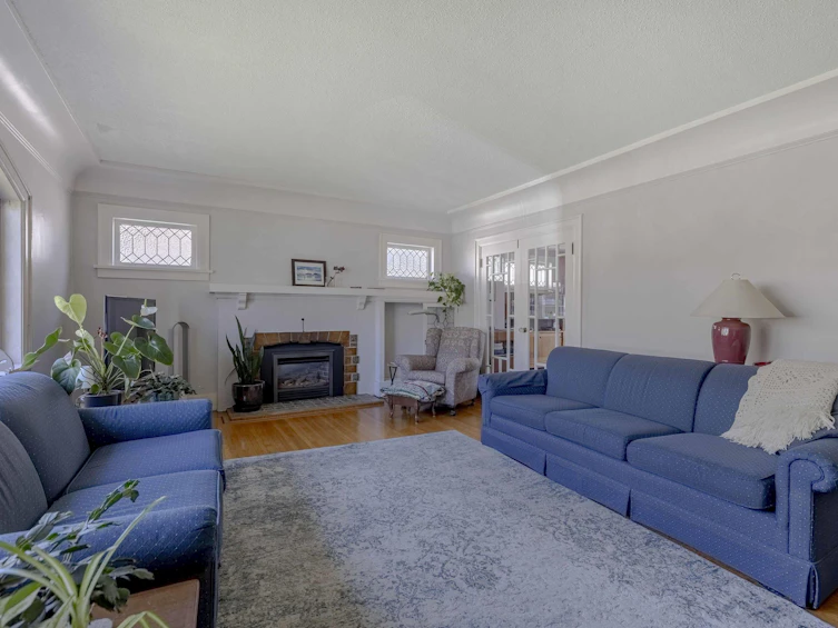 4250 W 9th Avenue, Vancouver, BC, V6R 2C5 - 8
