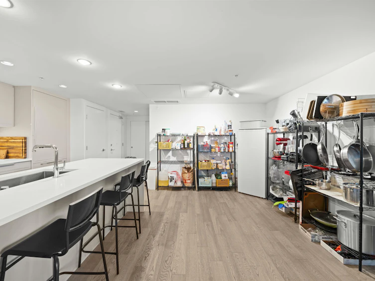 322-7828 Granville Street, Vancouver, BC, V6P 4Z2 - 6