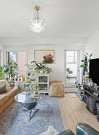 322 7828 Granville Street