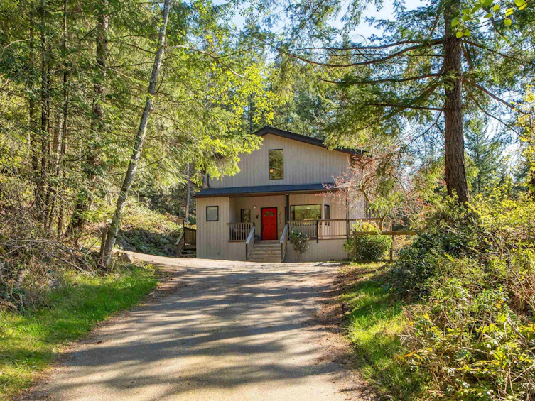 1557 Whitesails Drive, Bowen Island, BC, V0N 1G2 - 3