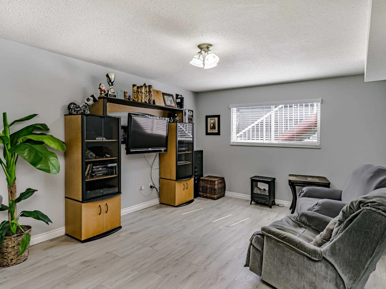 20114 120a Avenue, Maple Ridge, BC, V2X 3M3 - 20