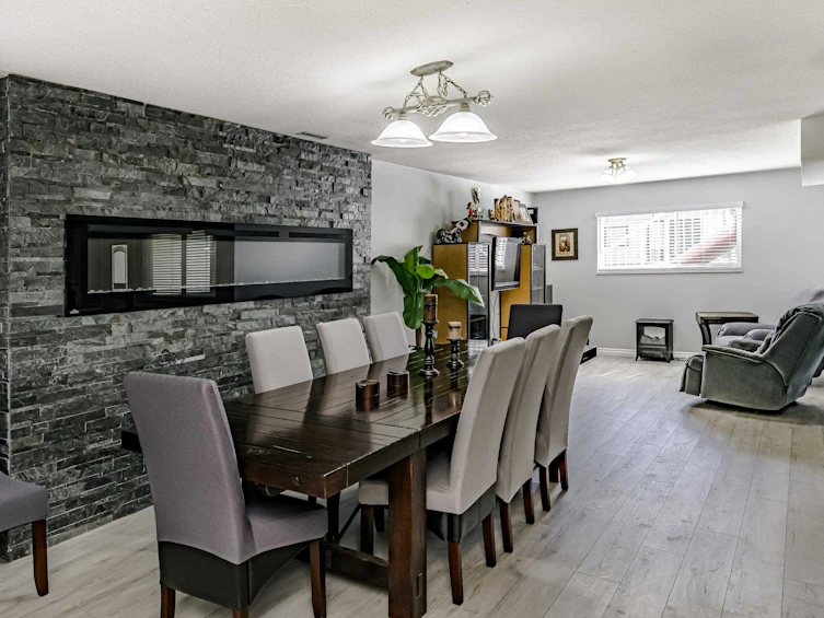 20114 120a Avenue, Maple Ridge, BC, V2X 3M3 - 18