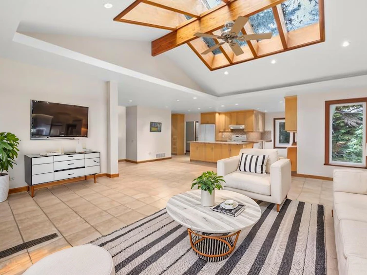 4994 Keith Road, West Vancouver, BC, V7W 2N1 - 12