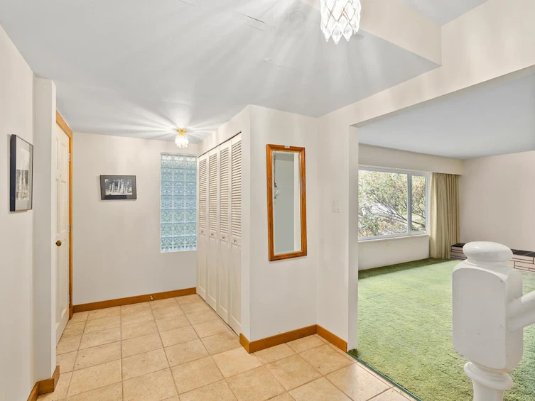 4994 Keith Road, West Vancouver, BC, V7W 2N1 - 4