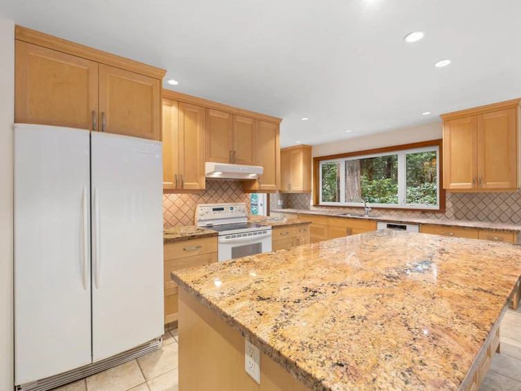 4994 Keith Road, West Vancouver, BC, V7W 2N1 - 8