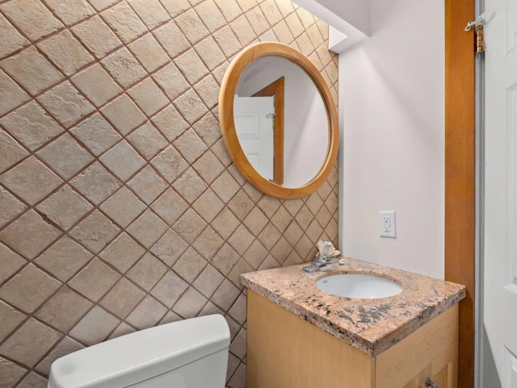 4994 Keith Road, West Vancouver, BC, V7W 2N1 - 21