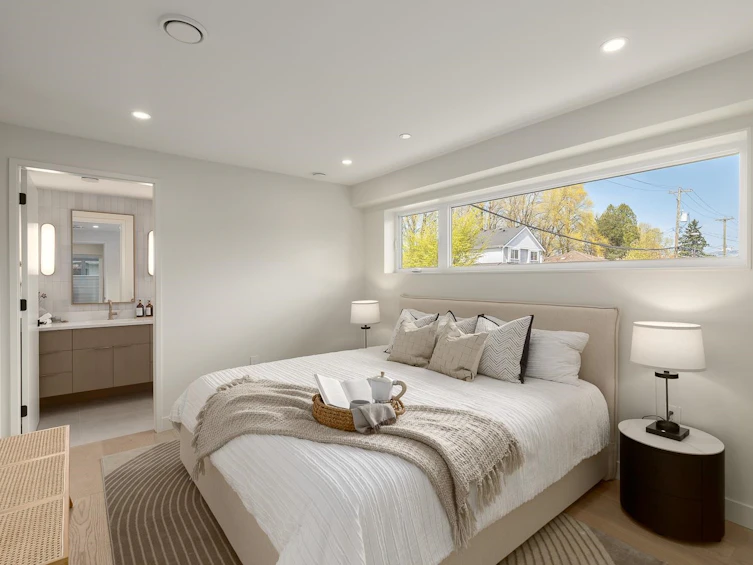 2652 E 38th Avenue, Vancouver, BC, V5R 3M7 - 4