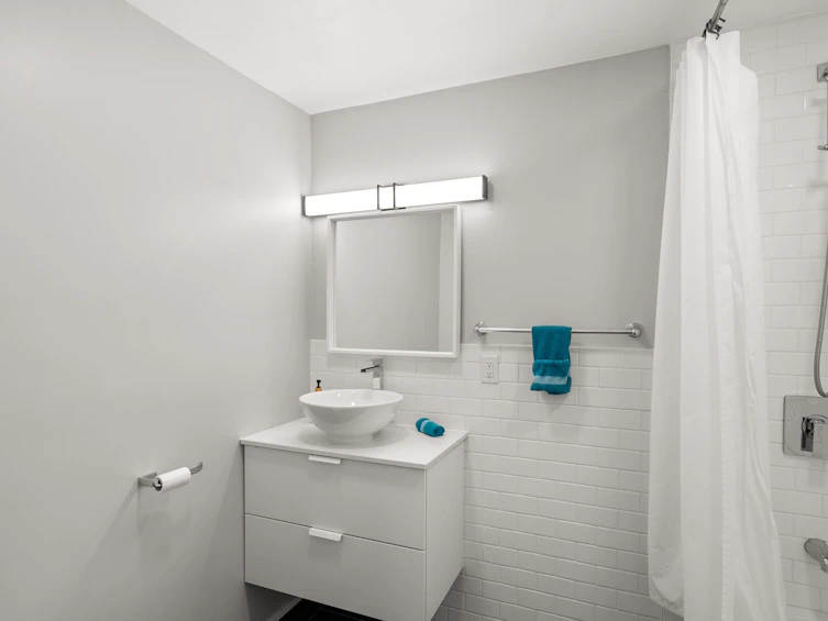 822 Burnaby Street, New Westminster, BC, V3L 4V9 - 32