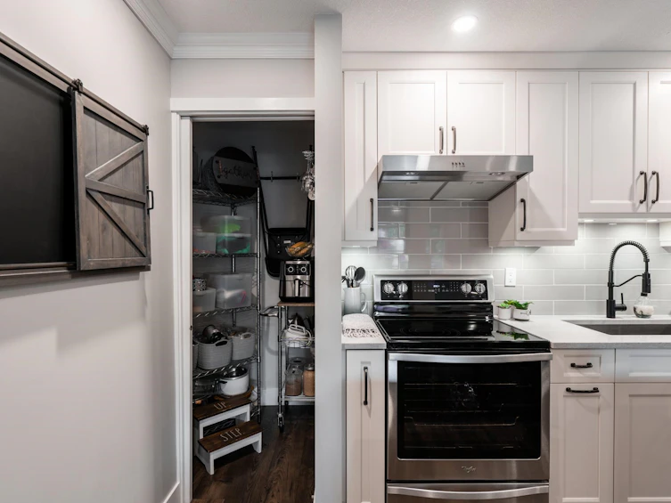 208-1441 Blackwood Street, Surrey, BC, V4B 3V6 - 11