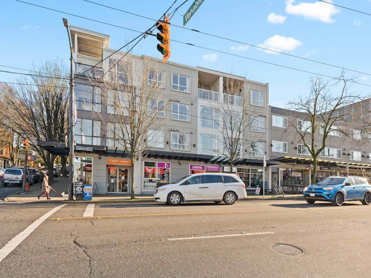 203-1718 Venables Street, Vancouver, BC, V5L 2H4
