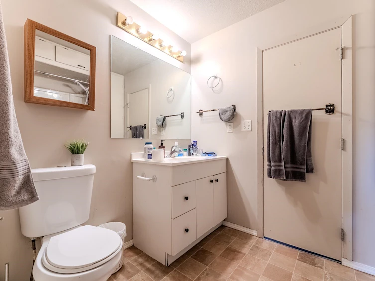 9385 Broadway Street, Chilliwack, BC, V2P 5T8 - 28