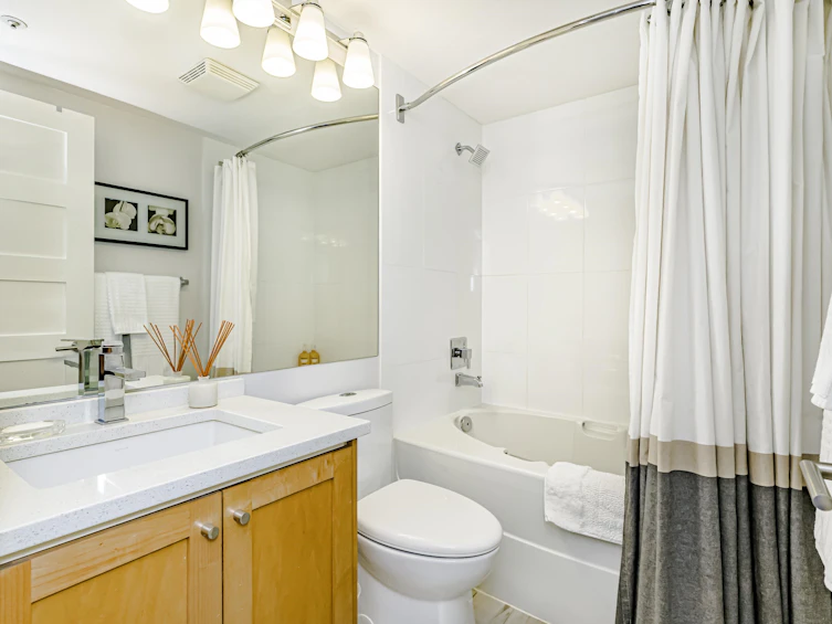 2070 E Kent Avenue South Avenue, Vancouver, BC, V5P 4X2 - 24