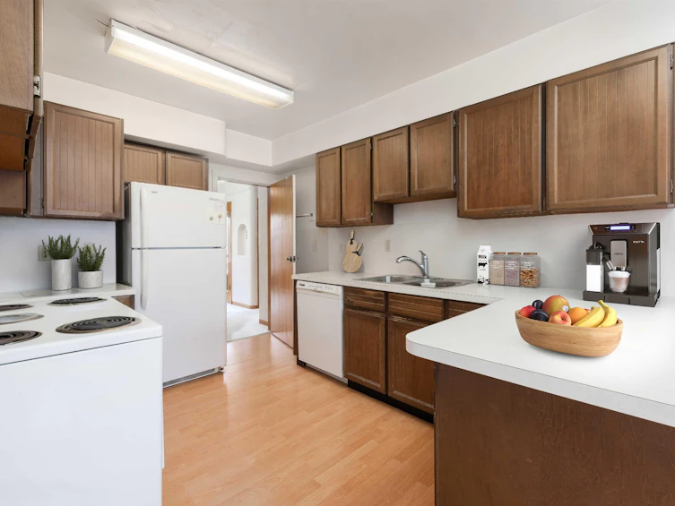 257 W 46th Avenue, Vancouver, BC, V5Y 2X2 - 6