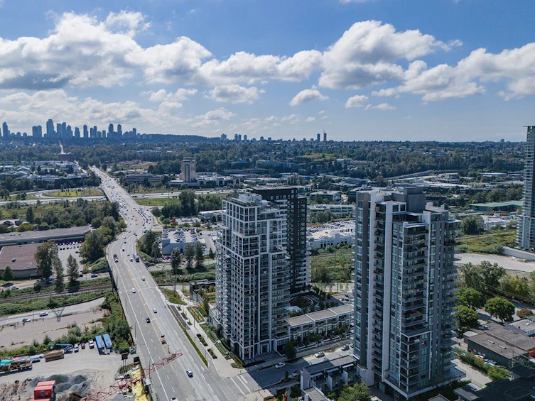 705-4488 Juneau Street, Burnaby, BC, V5C 0M4