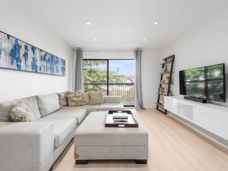 331-1844 W 7th Avenue, Vancouver, BC, V6J 1S8 - 2