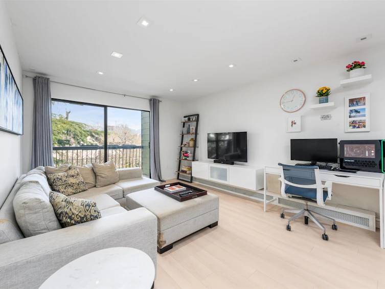 331-1844 W 7th Avenue, Vancouver, BC, V6J 1S8 - 3