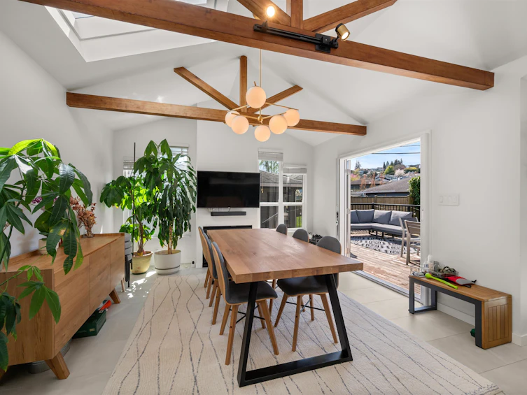 2566 Mcbain Avenue, Vancouver, BC, V6L 2C6 - 9
